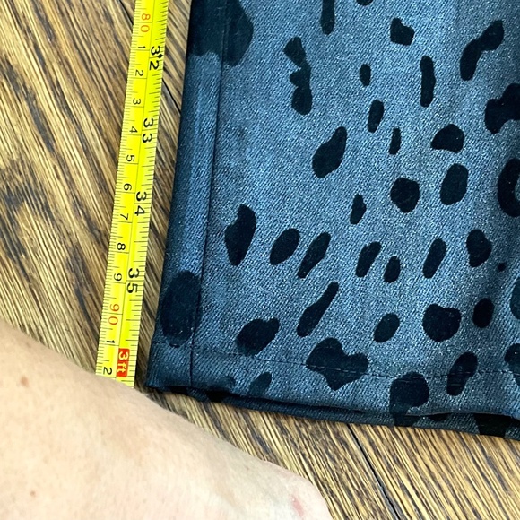 Robert Cavalli Black Leopard Print coated finish straight leg jean - Picture 7 of 8